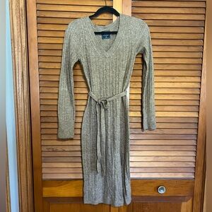 ‼️MOVING SAME ❗️ Abercrombie & Fitch Sweater Dress